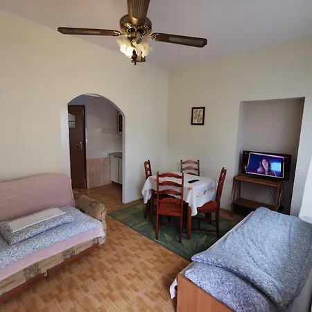 Royal 山林小屋