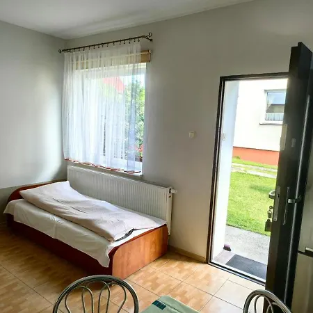 Royal 山林小屋 *